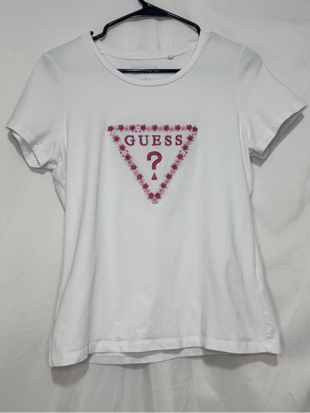 Women’s White Guess Shirt Size L